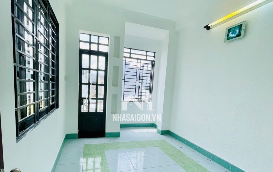  THẠCH LAM – HẺM ĐẸP XE HƠI TRÁNH NHAU – 82m2 (4 x21m), 3 TẦNG BTCT – Ở NGAY, NHỈNH 7 TỶ 