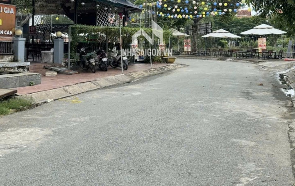 Đất Mặt Tiền KDC Bình Chánh View Sông Hồ - Sát Quận 8 - Đang Có Dòng Tiền Cho Thuê - Ngang Khủng 24M - 465M2 - 50 tỷ