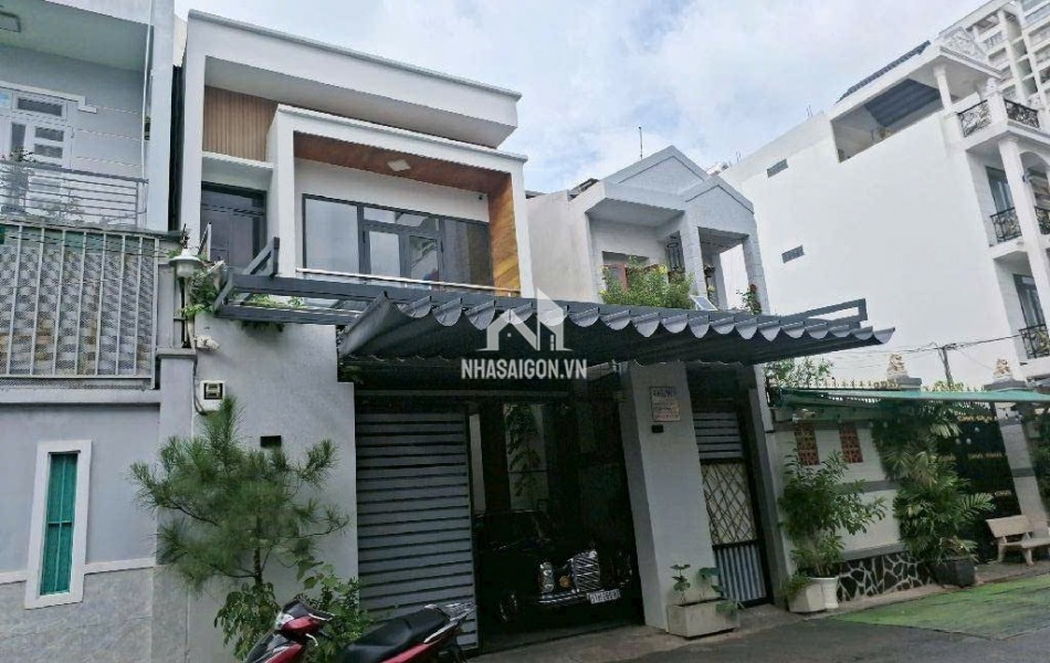 BÁN NHÀ PHỐ 3 TẦNG HẺM XE HƠI QUAY ĐẦU NGAY TRUNG TÂM Q7