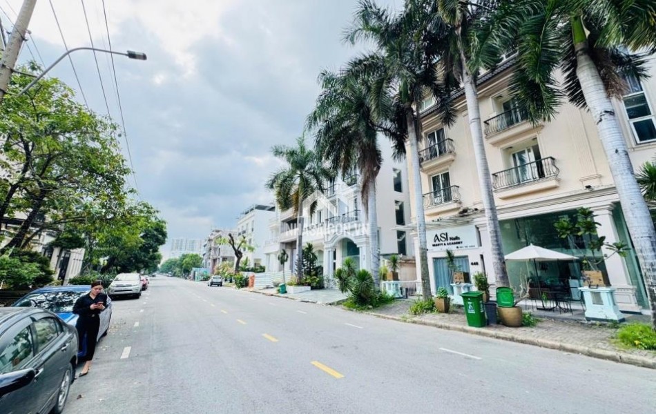 Bán biệt thự Khu Nam Thông 3 - Quận 7 đang có hợp đồng thuê sẵn