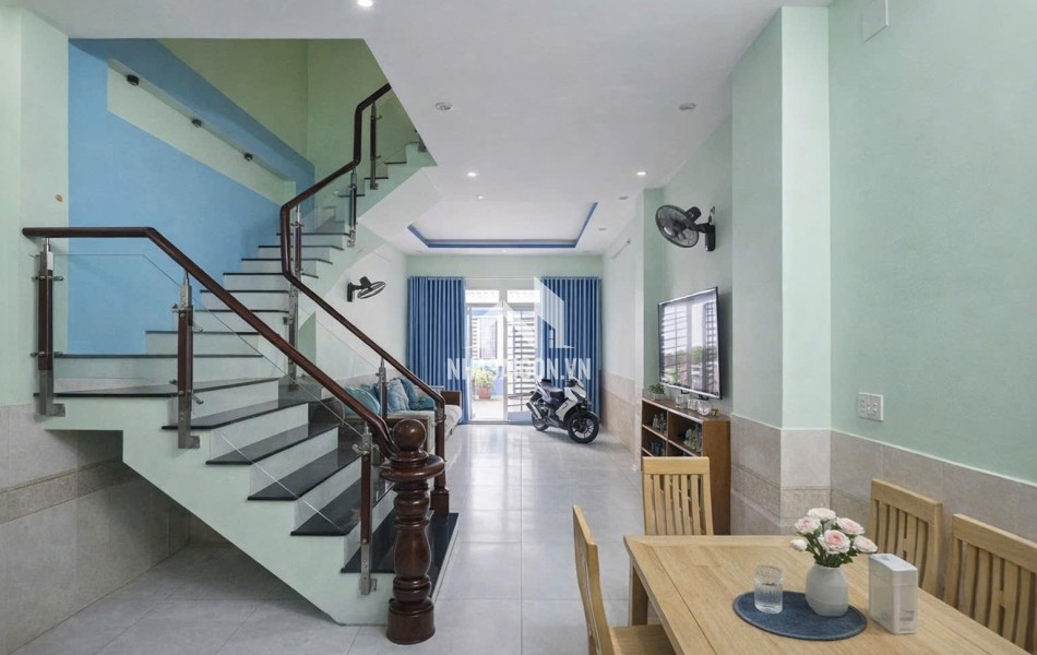 NHÀ 4 TẦNG NỞ HẬU TÀI LỘC-KHU ĐỒNG BỘ DÂN TRÍ CAO-HÀNG XÓM VINHOMES-HẺM 6M-NHỈNH 5TỶ