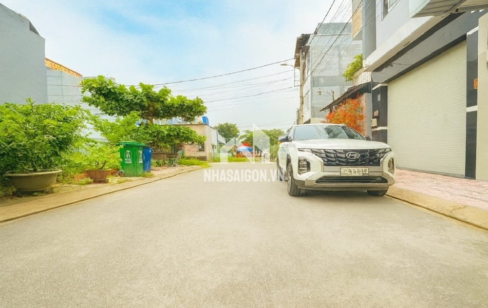 NHÀ  5 TẦNG-DT SÀN HƠN 208M2,HXH NGAY LÊ VĂN VIỆT-HOÀNG HỮU NAM,Q9  6TỶ9