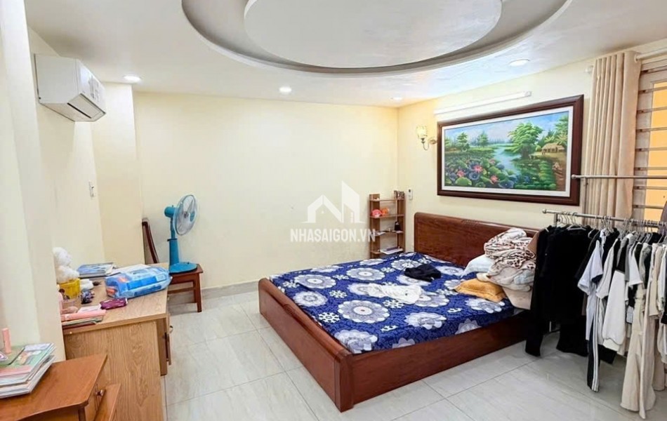 Kẹt lắm rồi !!! Lý Thường Kiệt - P.9 - Tân Bình 82m2 / 5Tầng