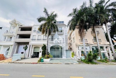 Bán biệt thự Khu Nam Thông 3 - Quận 7 đang có hợp đồng thuê sẵn