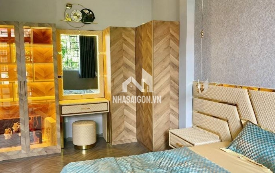 Ngay nhà thờ Tân Định | Diện Tích 4.5x21m Kết cấu 4 Tầng giá chỉ hơn 300tr/