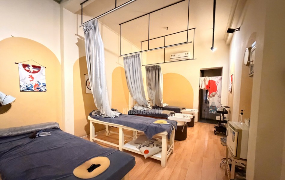 Bán Nhà ngay đường Trần Nhật Duật P.Tân Định Quận 1, Cách Nhà Thờ Tân Định chỉ 500m 