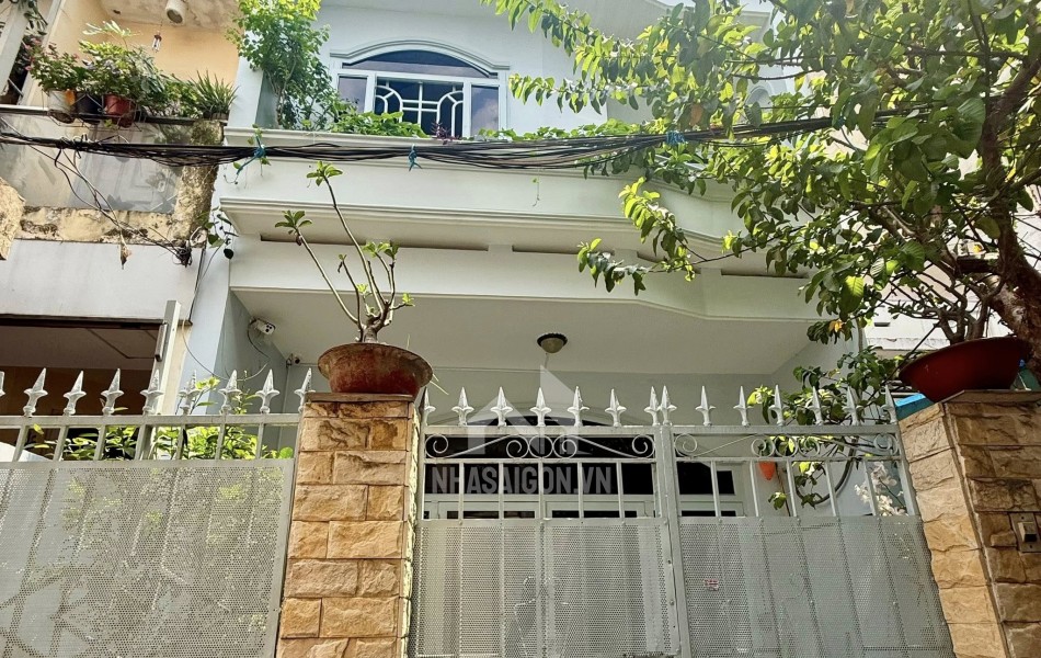 GIỮA PHƯỜNG 13 TÂN BÌNH - 86m2 - 5x17.5 - 4 phòng ngủ siêu rộng, sân riêng để xe - 8.6 tỷ