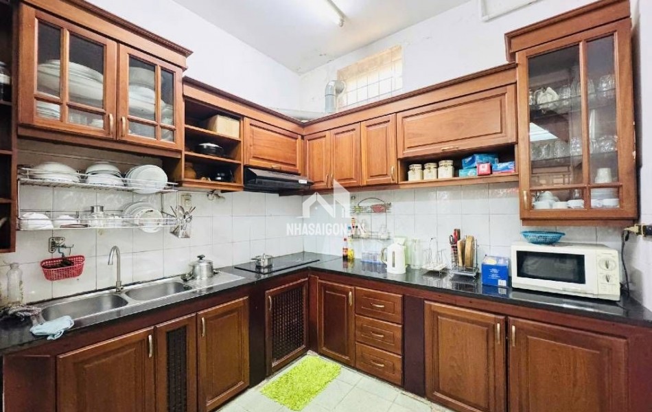 9 TỶ CÓ XỨNG ĐÁNG CHO 90M2 NHÀ CÓ KẾT CẤU - XE HƠI ĐỖ CỬA - khu ĐẲNG CẤP Bàu Cát?