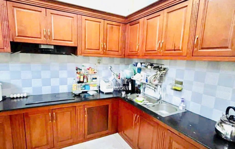 Bán nhà hẻm xe hơi Tân Bình -  Lê Văn Sỹ - 40m2x3 tầng, 5 phòng - khu VIP chỉ 7. tỷ