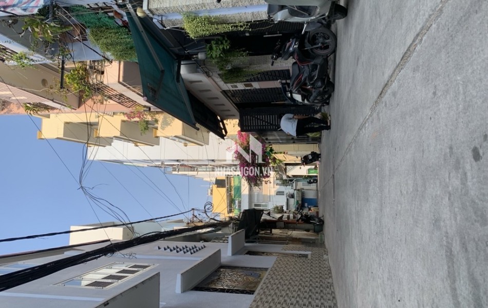 Bán nhà NGAY NGÃ TƯ LÝ THƯỜNG KIỆT - 3/2, hẻm xe hơi tới nhà, 48m2, 4 tầng - chỉ 7.4 tỷ.