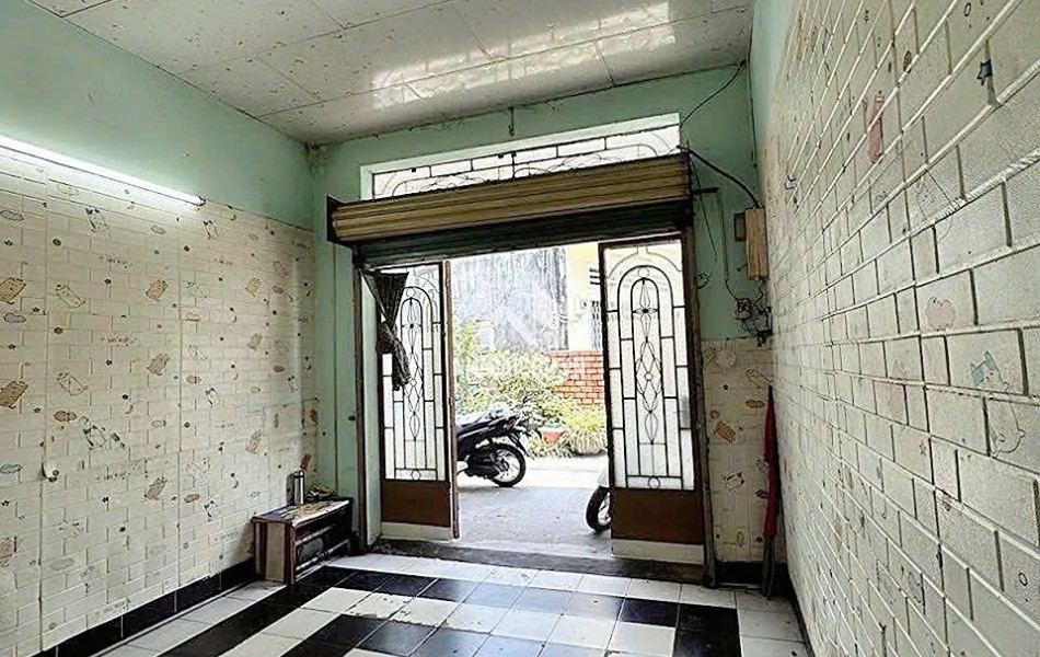 Nhà 2 tầng hẻm ô tô đậu cửa, Đỗ Nhuận gần Aeon, 2.95 tỷ