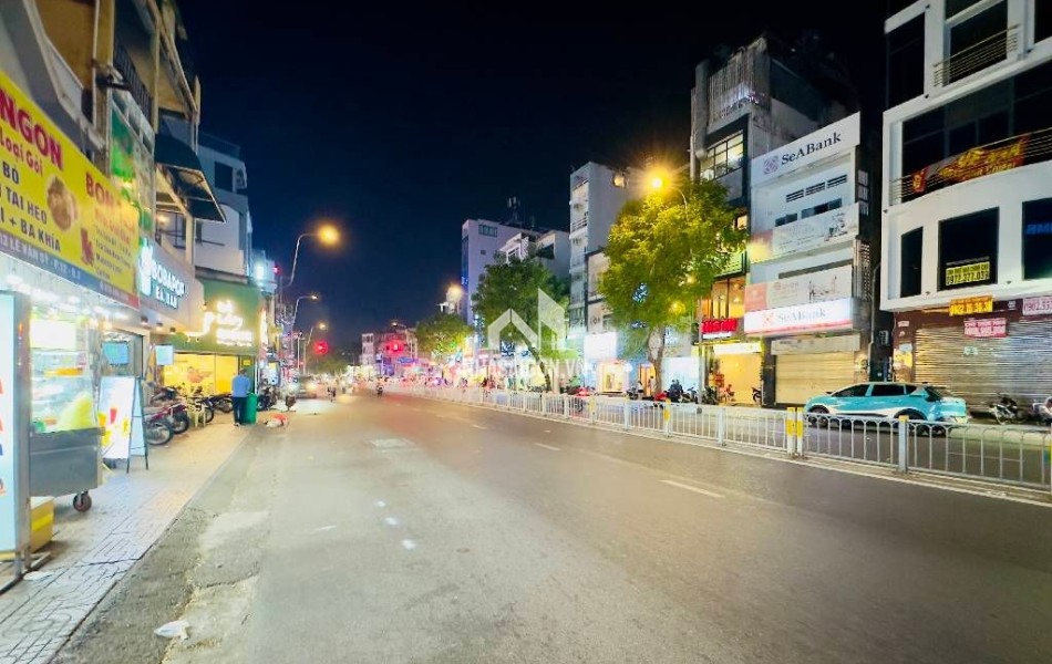 BÁNH NHÀ QUẬN 3, HẺM KINH DOANH TẠI TRỤC XUYÊN TÂM LÊ VĂN SỸ, 65M2, NGANG 6M BỀ THẾ - NHỈNH 8 TỶ.