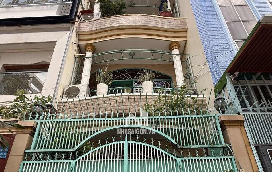 MỘT 9 MỘT 10 VỚI K300 - 70M2 X 4 TẦNG - KẾ BÊN CÔNG VIÊN HOÀNG VĂN THỤ - LEXUS NGỦ NHÀ.