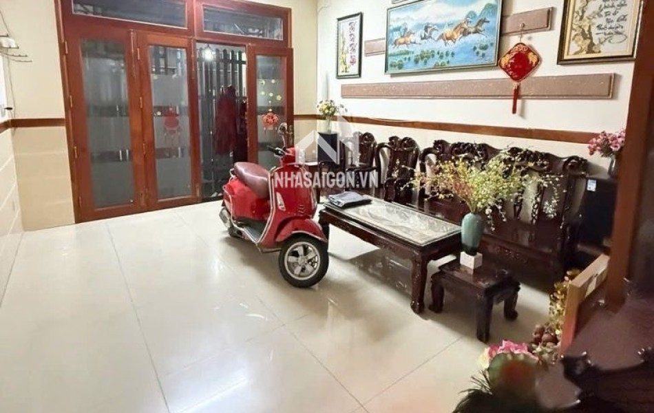 CHỈ 9 TỶ - AC CÓ NGAY NHÀ HXH ĐỖ CỬA TRỤC XUYÊN TÂM - ĐỐI DIỆN CÔNG VIÊN MINI - 3 BƯỚC RA BỜ KÈ HÓNG GIÓ.