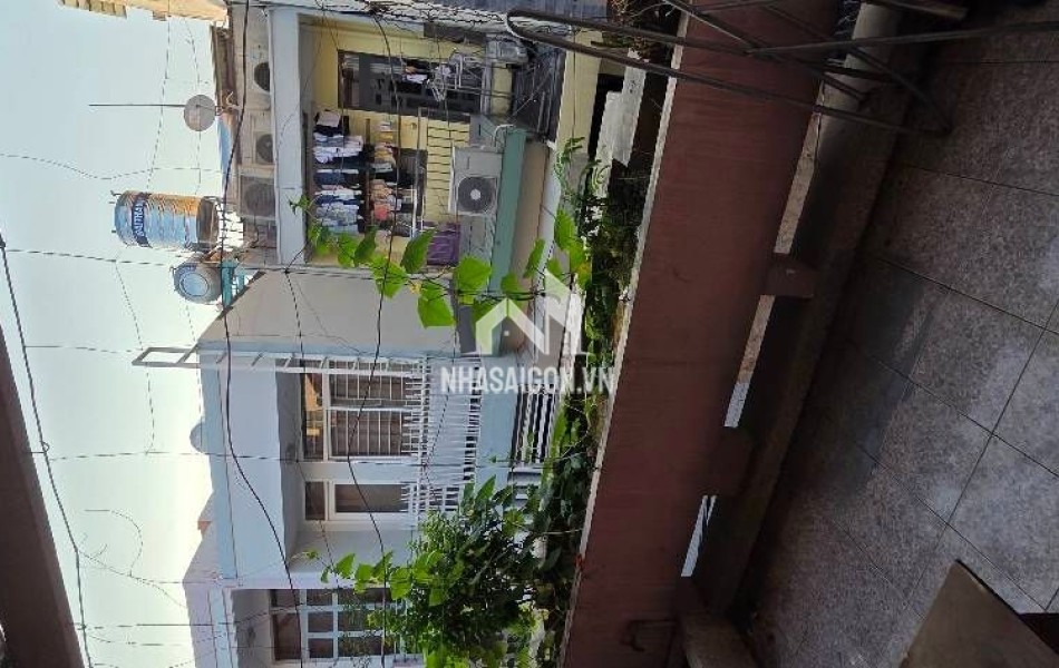 Lý Thường Kiệt - Ngay THCS Nguyễn Gia Thiều - 75m2 - 4 tấm - 4pn - 9.9 tỷ.