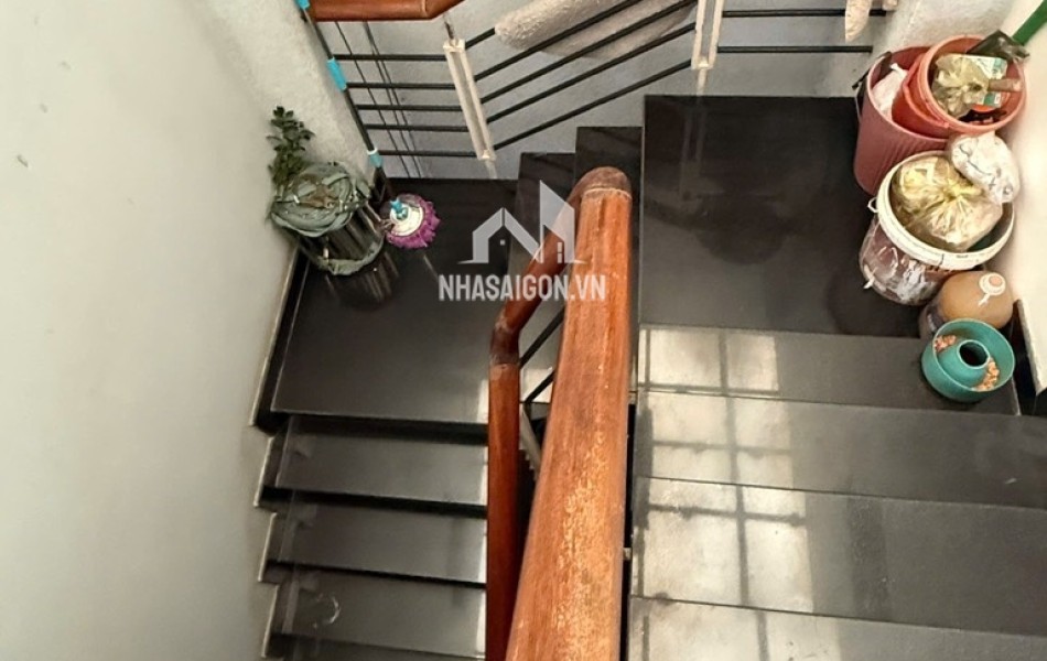 NGUYỄN HỒNG ĐÀO - HÀNG XÓM UBND QUẬN TÂN BÌNH - 1/ XẸC - XE HƠI ĐỖ CỬA, 4 X 17 X 4 TẦNG - 11. TỶ