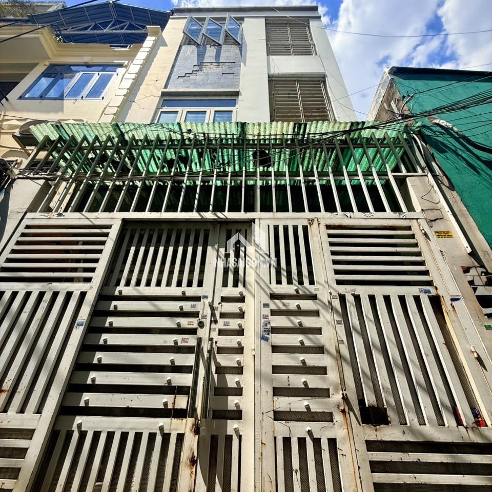 KHÔNG PHẢI CÁ THÁNG 4 NHƯNG CỰC SỐC - NGAY TRƯỜNG TESLA TB - 71M2 X 2 TẦNG, CHỈ 8 TỶ.