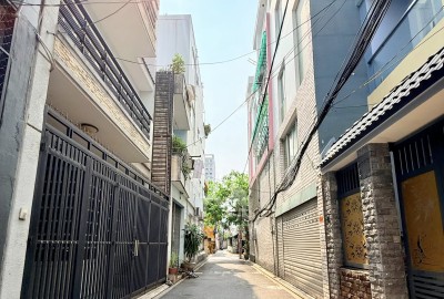 NGUYỄN HỒNG ĐÀO - HÀNG XÓM UBND QUẬN TÂN BÌNH - 1/ XẸC - XE HƠI ĐỖ CỬA, 4 X 17 X 4 TẦNG - 11. TỶ