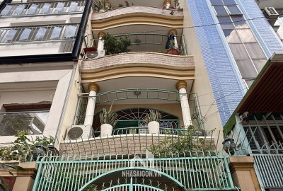 MỘT 9 MỘT 10 VỚI K300 - 70M2 X 4 TẦNG - KẾ BÊN CÔNG VIÊN HOÀNG VĂN THỤ - LEXUS NGỦ NHÀ.