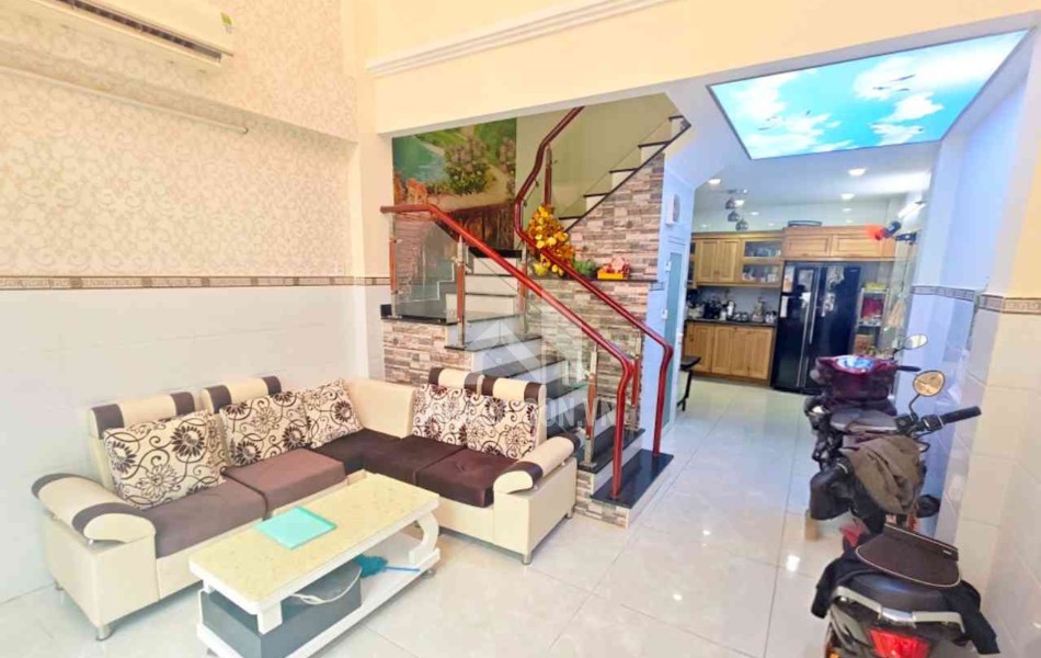 Bán nhà cư xá đô thành, trung tâm quận 3, nhà đẹp vào ở liền