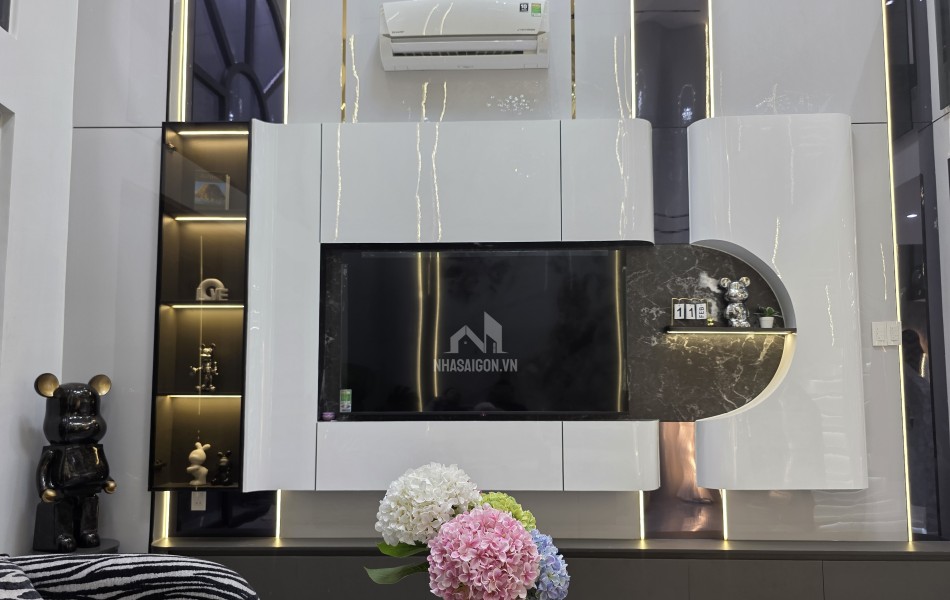SIÊU PHẨM NHÀ PHỐ QUANG TRUNG GÒ VẤP LUXURY XE HƠI NGỦ TRONG NHÀ