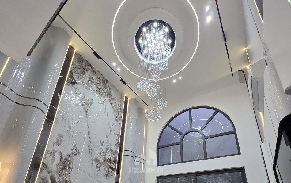 SIÊU PHẨM NHÀ PHỐ QUANG TRUNG GÒ VẤP LUXURY XE HƠI NGỦ TRONG NHÀ