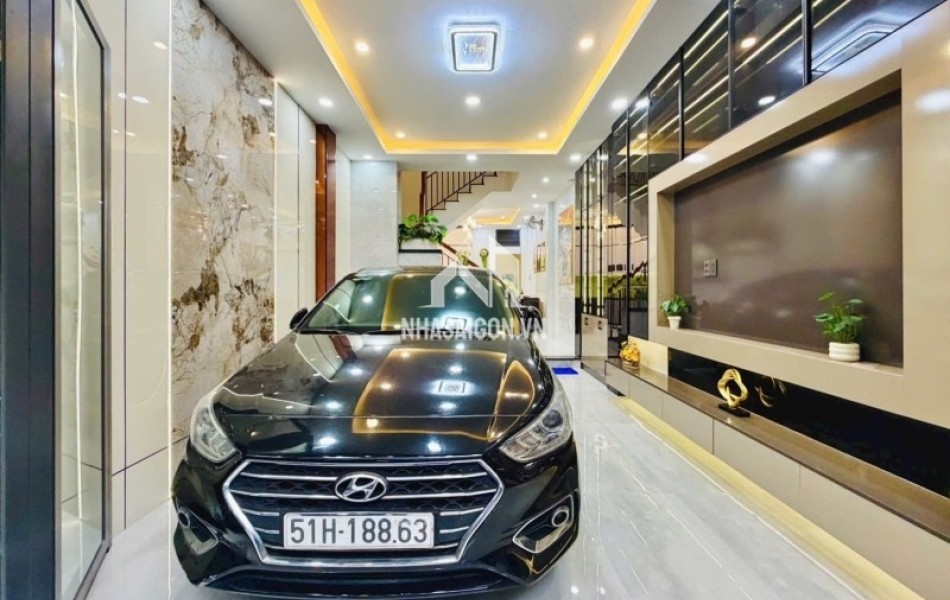 SIÊU PHẨM NHÀ PHỐ 4 LẦU ĐƯỜNG ÔTÔ THÔNG. SÁT BÊN SIÊU THỊ Emart PHƯỜNG 14 Gò Vấp