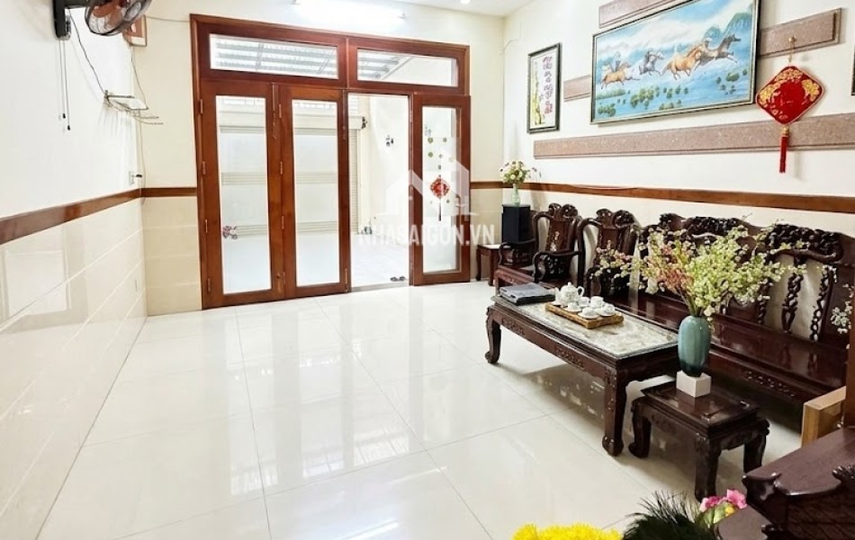 TỔ ẤM CHO GIA ĐÌNH - 3 bước ra Tiểu học Trần Văn Ơn - bên hông khu Ẩm Thực Lữ Gia - 10. tỷ