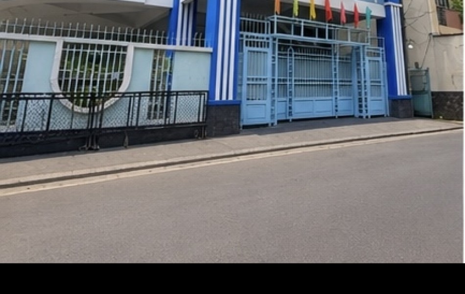 HÀNG XÓM CƯ XÁ LỮ GIA - LÝ THƯỜNG KIỆT - 90M2, GIẾNG TRỜI ĐÓN SÁNG, XE HƠI NGỦ NHÀ.