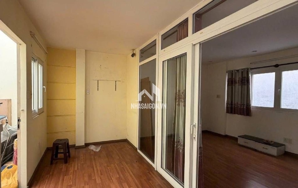 Căn nhà Cực Đẹp trong con hẻm YÊN BÌNH núp sau trục đường hối hả SÀI THÀNH