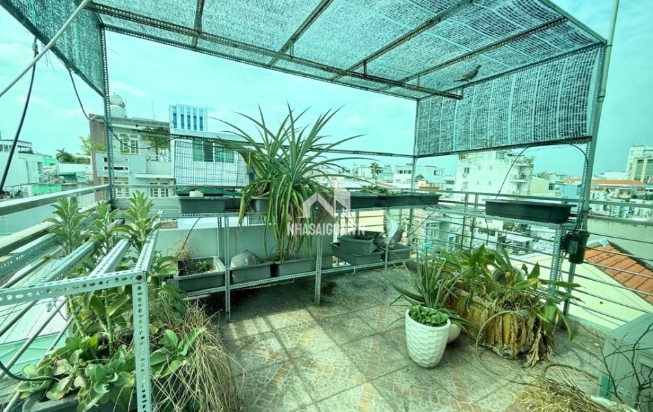 Hàng xóm KS Đệ Nhất - NGAY công viên mát mẻ - xe hơi tung tăng - chính chủ để giá Sốc