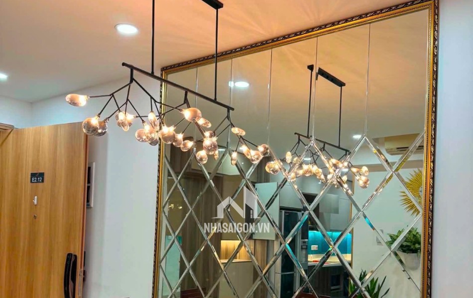 Cho thuê căn hộ chung cư Celadon city khu Emerald căn 3pn2wc+ 1kho