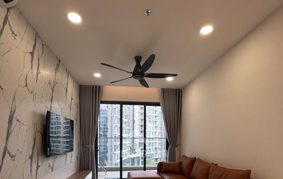 Cho thuê căn hộ chung cư Celadon city khu Centeri 3pn3wc