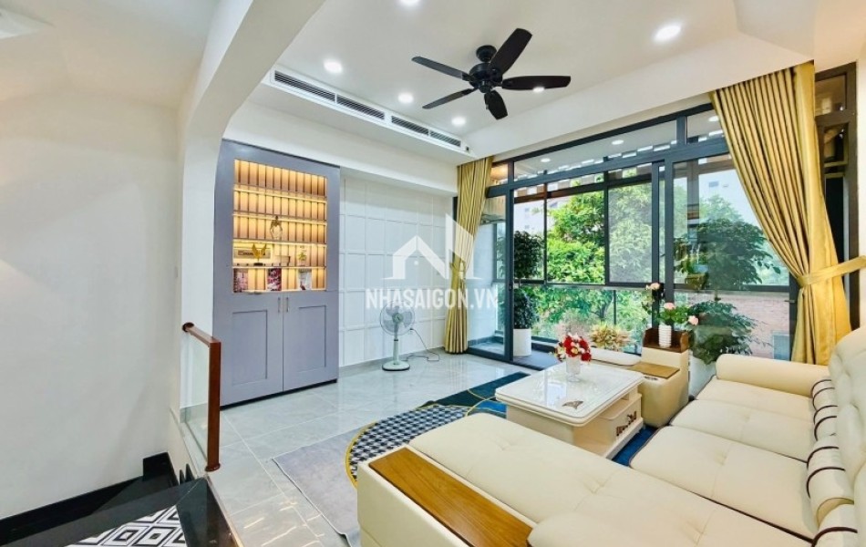 HẺM XE TẢI - GẦN SIÊU THỊ EMART - GẦN TRƯỜNG CHINH - GẦN NHÀ CÓ CÔNG VIÊN THOÁNG MÁT - KHU PHÂN LÔ - 77M2 - 4 TẦNG.