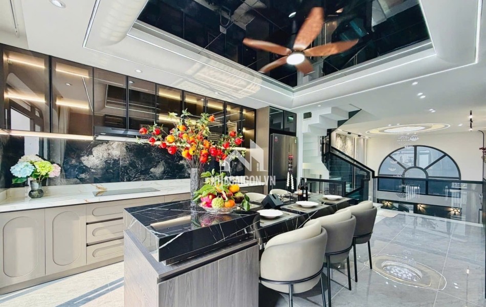SIÊU PHẨM NHÀ PHỐ QUANG TRUNG GÒ VẤP LUXURY XE HƠI NGỦ TRONG NHÀ