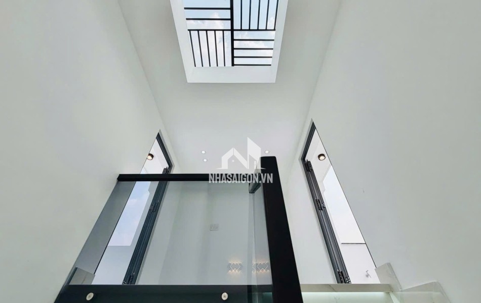 SIÊU PHẨM NHÀ PHỐ QUANG TRUNG GÒ VẤP LUXURY XE HƠI NGỦ TRONG NHÀ