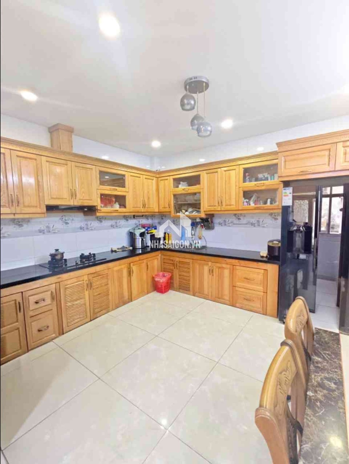 Bán nhà cư xá đô thành, trung tâm quận 3, nhà đẹp vào ở liền