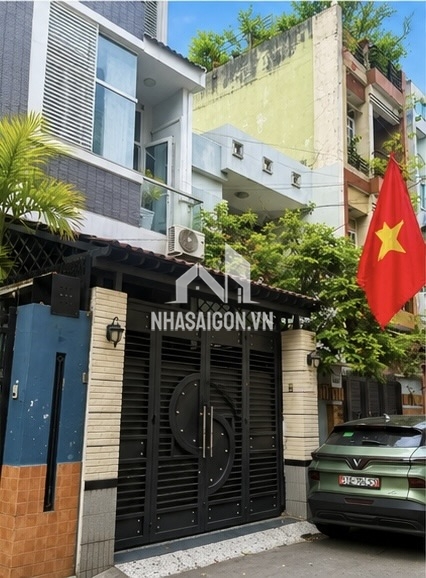HÀNG XÓM CƯ XÁ LỮ GIA - LÝ THƯỜNG KIỆT - 90M2, GIẾNG TRỜI ĐÓN SÁNG, XE HƠI NGỦ NHÀ.