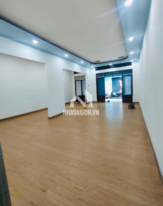 SIÊU RỘNG 100M2, NGANG 6M, 2 TẦNG, HẺM 4 CHỖ TỚI NHÀ, NGAY SAU UBND QUẬN TÂN BÌNH