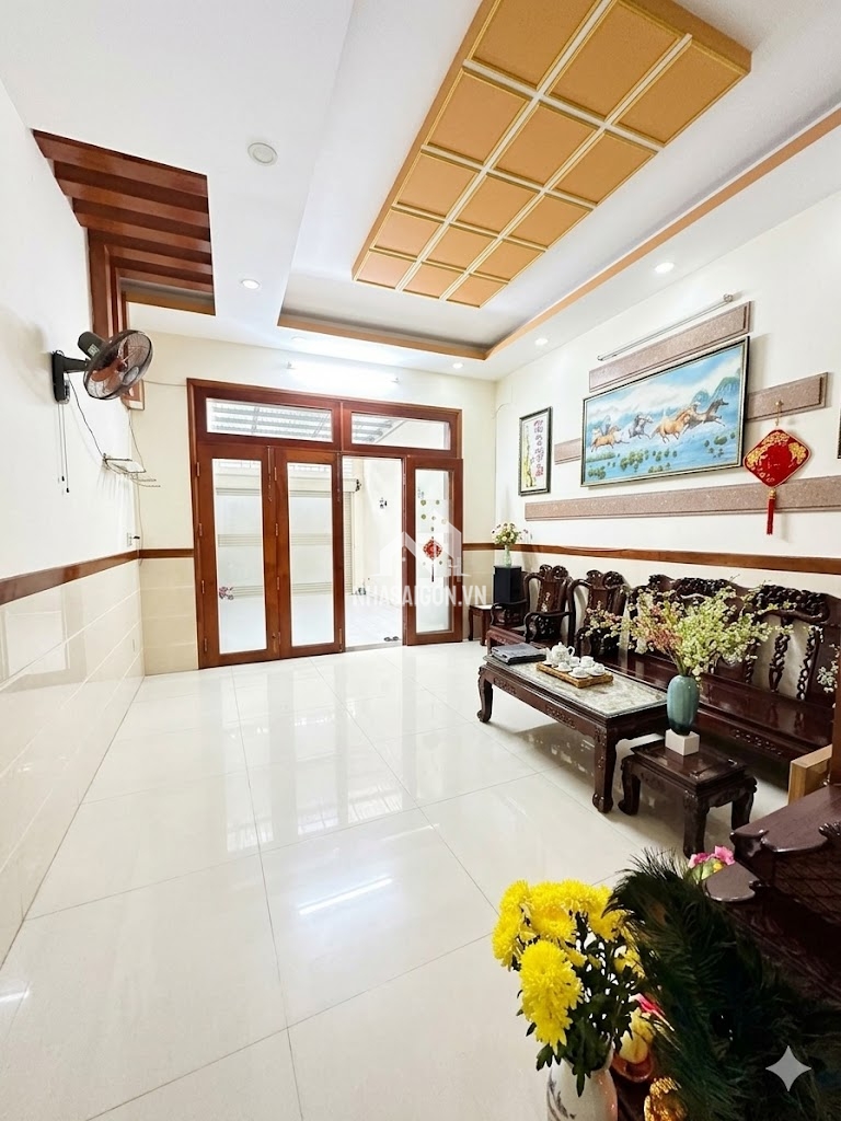 TỔ ẤM CHO GIA ĐÌNH - 3 bước ra Tiểu học Trần Văn Ơn - bên hông khu Ẩm Thực Lữ Gia - 10. tỷ