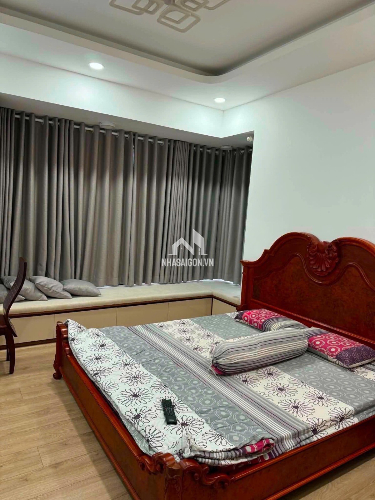 Cho thuê căn hộ chung cư Celadon city khu Emerald căn 3pn2wc+ 1kho