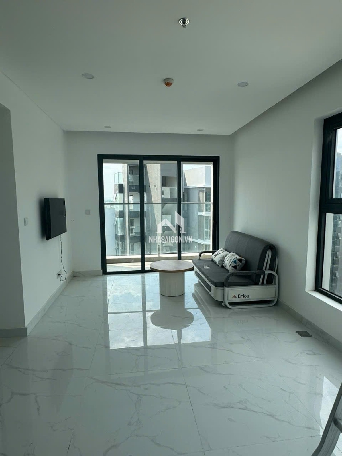 Bán căn hộ chung cư Celadon city khu Anlatar 7,4T Full NT