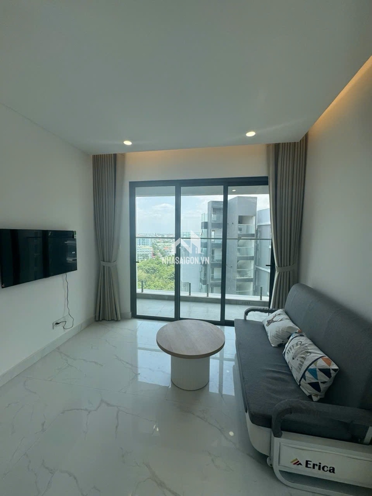 Bán căn hộ chung cư Celadon city khu Anlatar 7,4T Full NT