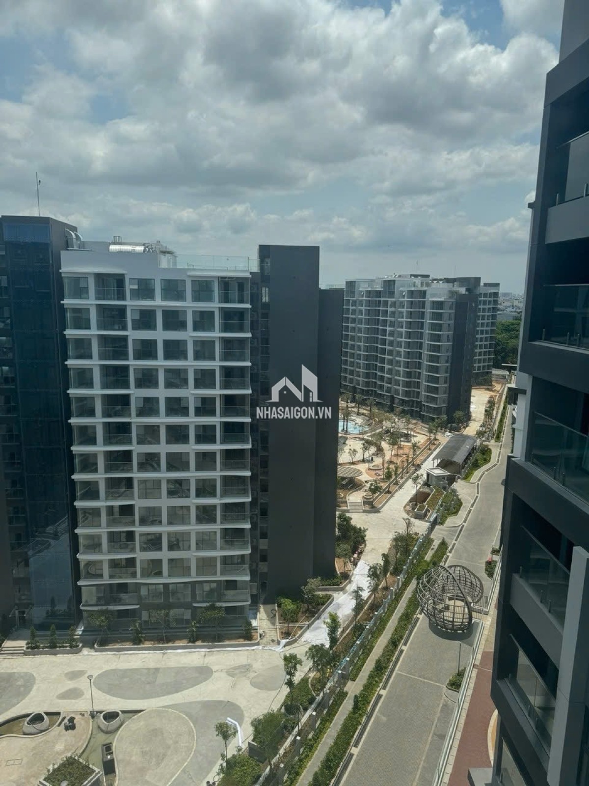 Bán căn hộ chung cư Celadon city khu Anlatar 7,4T Full NT