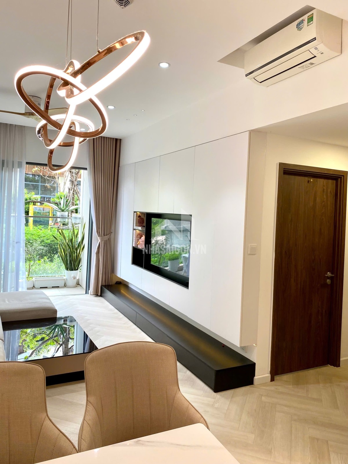 Bán căn hộ Chung cư Celadon city khu Brilliant full nộ thất