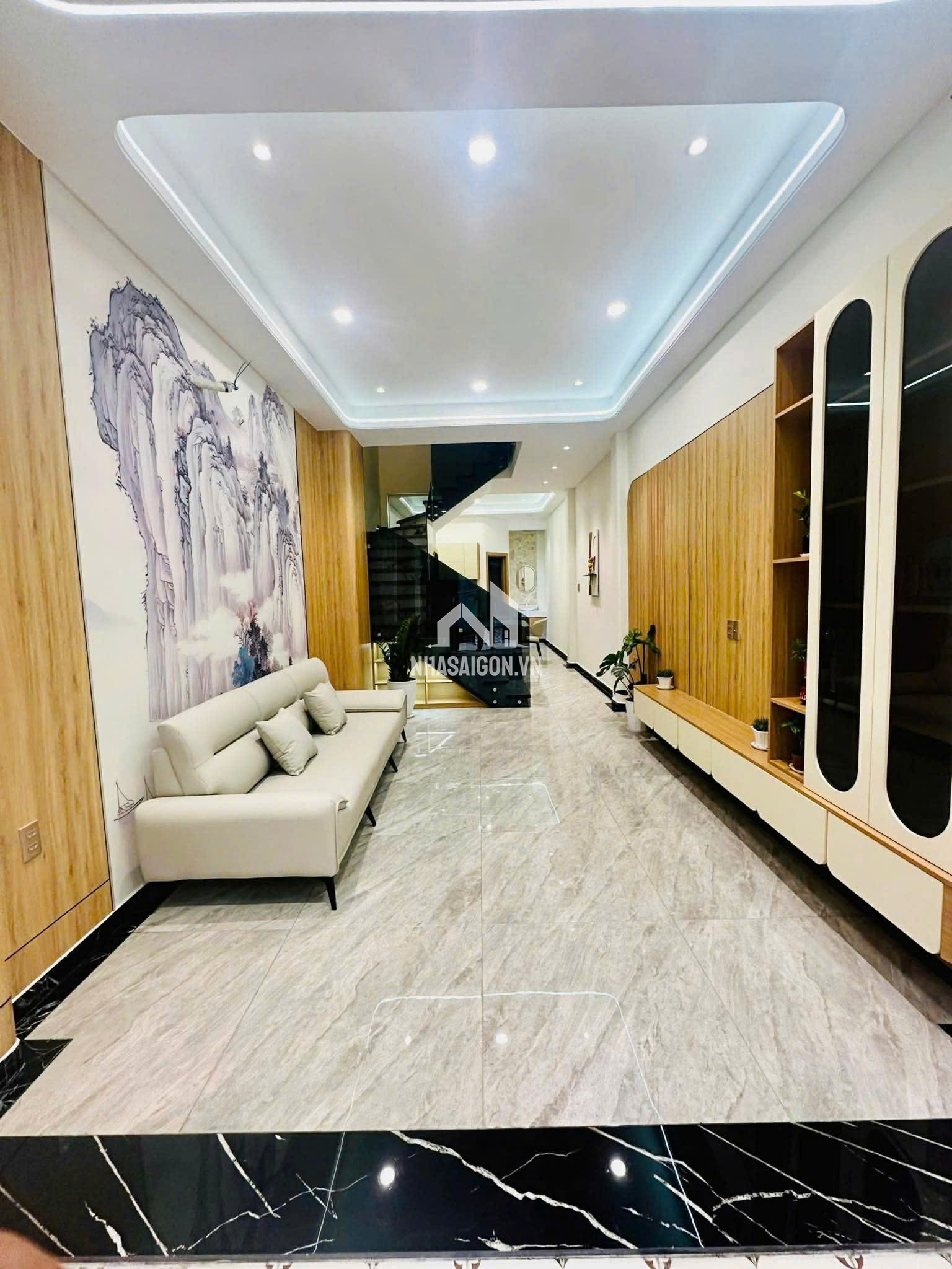 BÁN NHÀ HXH Phan Huy Ích NGAY GẦN TRƯỜNG CHINH, EMART 2 4 TẦNG - 4 PN - 5 WC