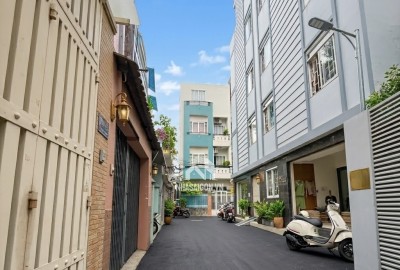 Nhà sàn rộng thông suốt - Hẻm xe hơi thẳng 1 trục - kết cấu chắc chắc chắn - 52m2