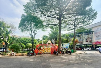 Hàng xóm KS Đệ Nhất - NGAY công viên mát mẻ - xe hơi tung tăng - chính chủ để giá Sốc