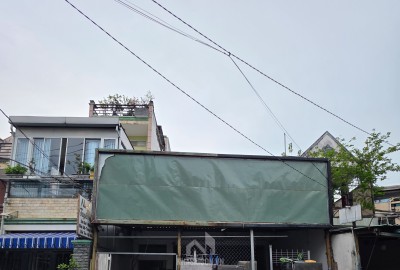 Bán Nhà C4 137 m2 Giá 6.8 tỷ Hẻm Xe Tải Cách Đường Trường Chinh 20m