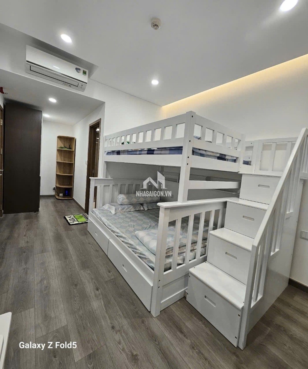 Cho thuê căn hộ Celadon city Skylinked Diamond Alnatar Plus